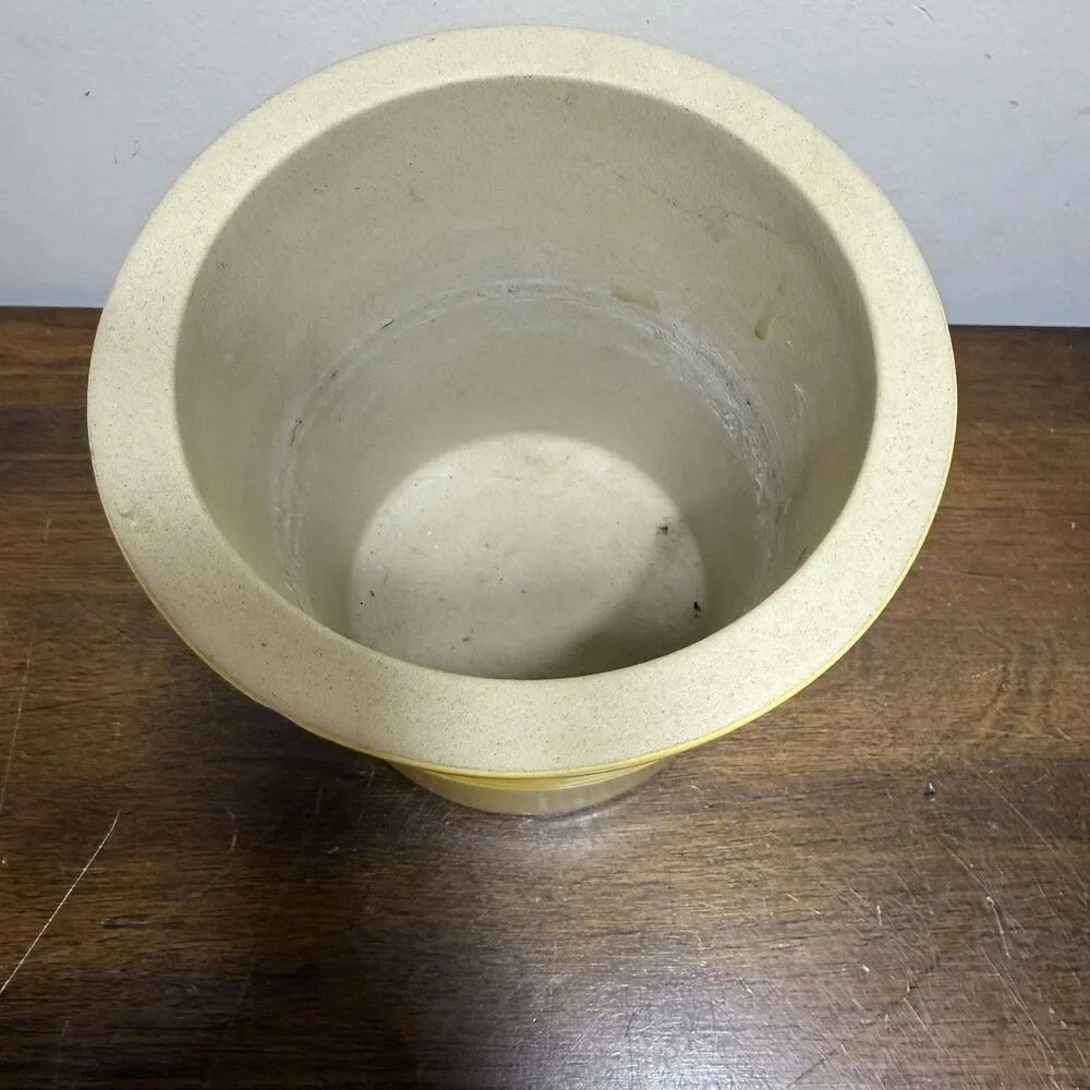 Pampered Chef Family Heritage Stoneware Yellow Bread Crock Utensil Holder Chip